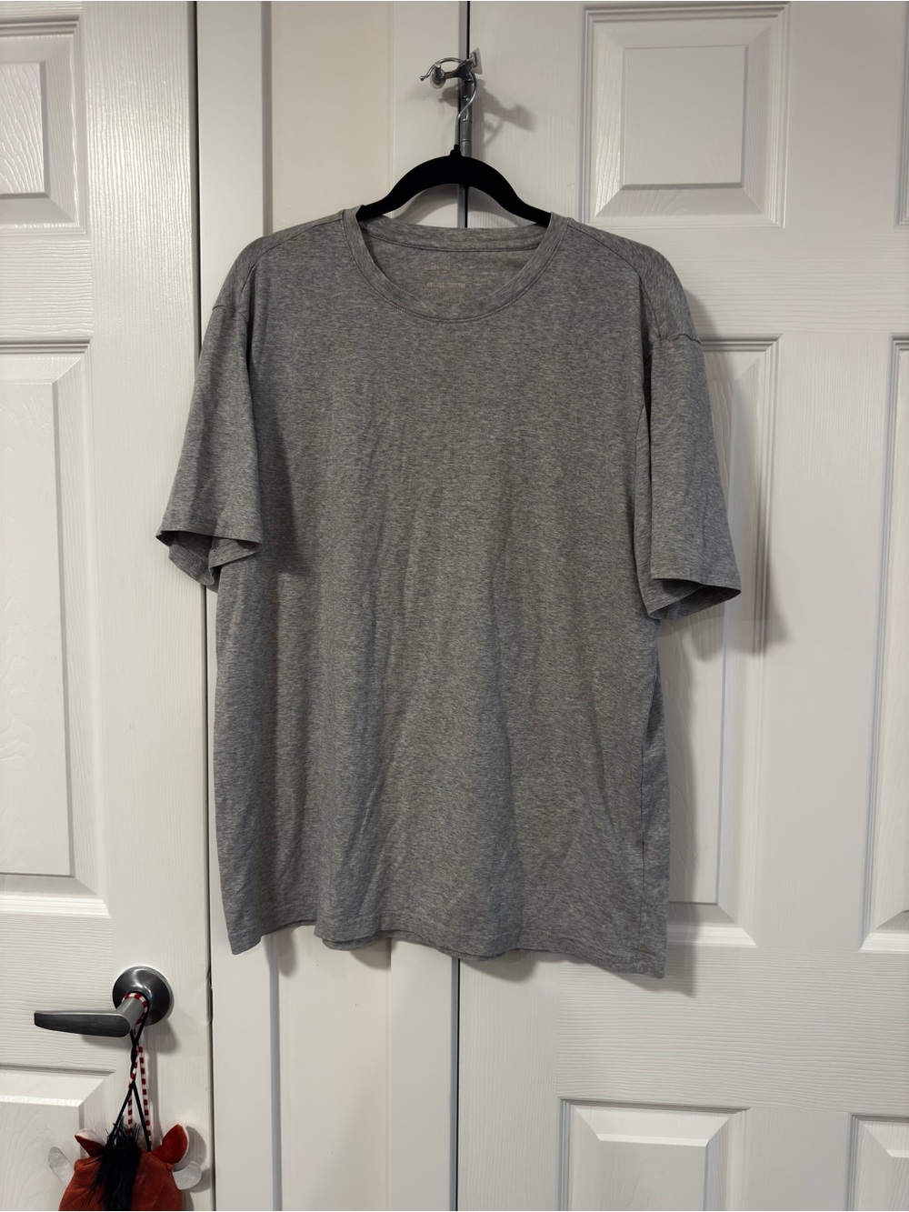 Classic Grey Crewneck T-Shirt - Unbranded